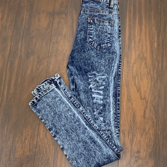 36 POINT 5 - Picture 4 of 4